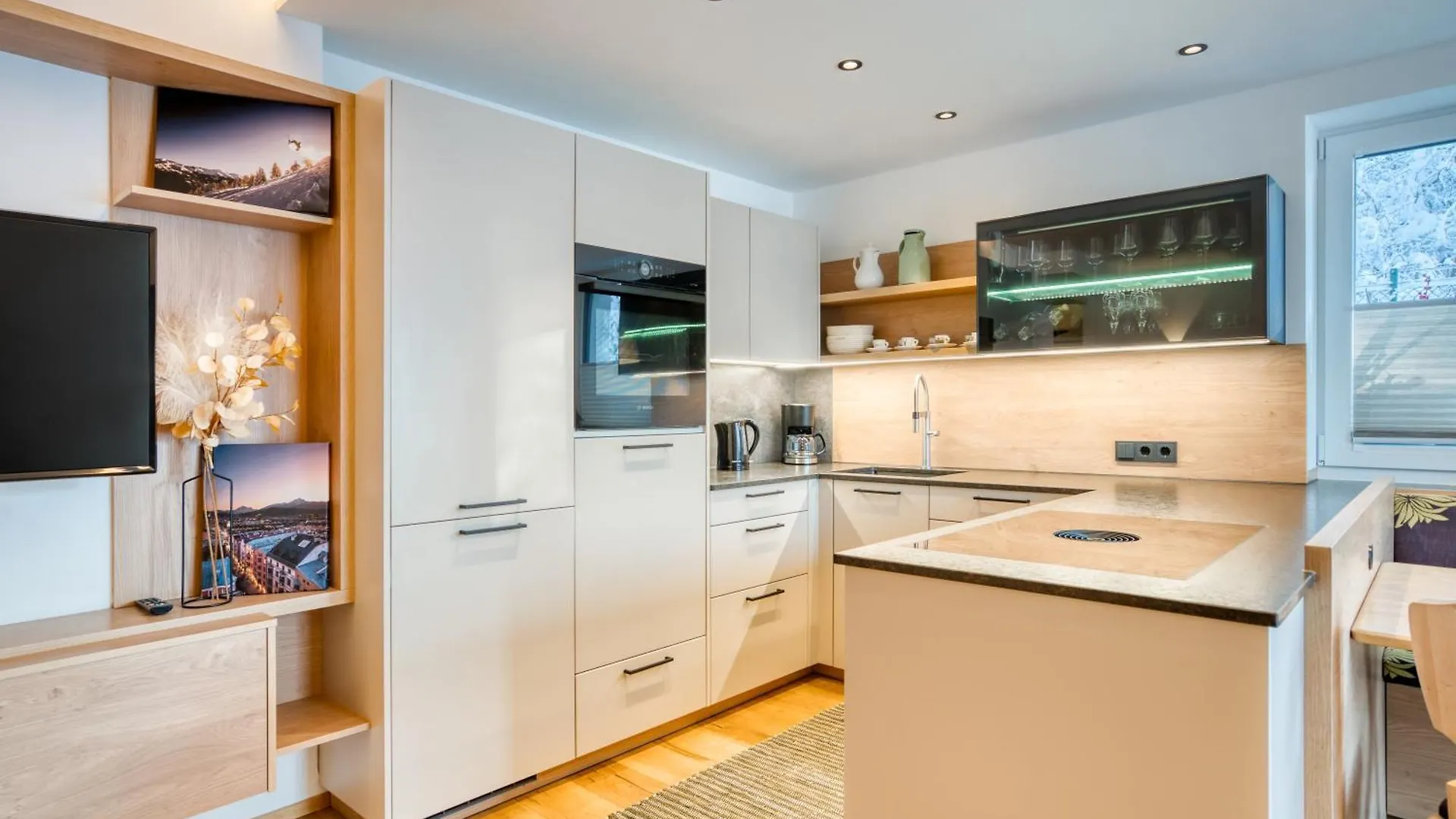 اتصالات Inn Sun Apartment 